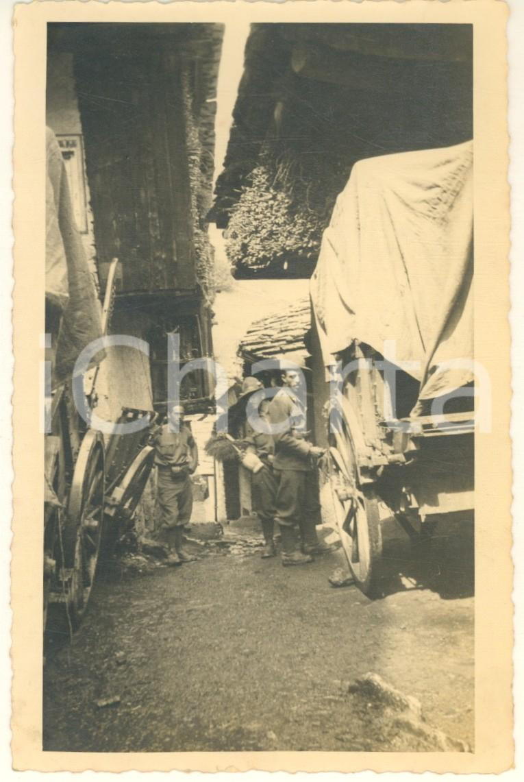 Fotografia d epoca originale 1940 WW2 ALPI FRANCESI  Area UBAYE  Alpini italiani con i carri Foto 9x14 cm 1