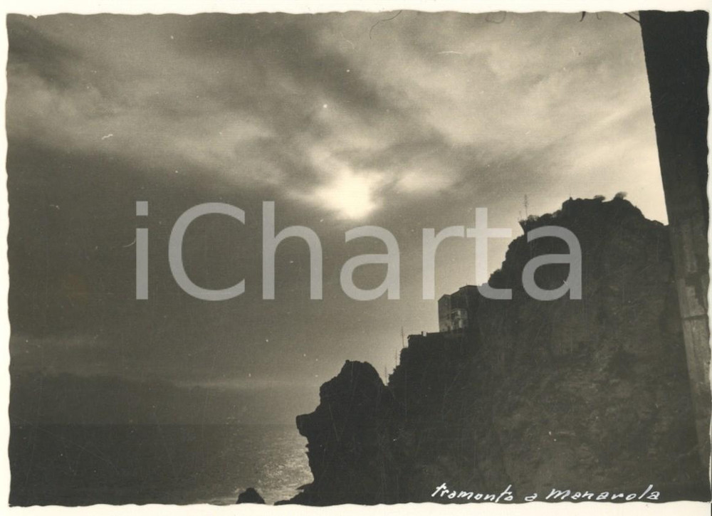 Fotografia d epoca originale 1965 ca CINQUE TERRE Tramonto a Manarola Foto artistica  Bozzetto cartolina 1
