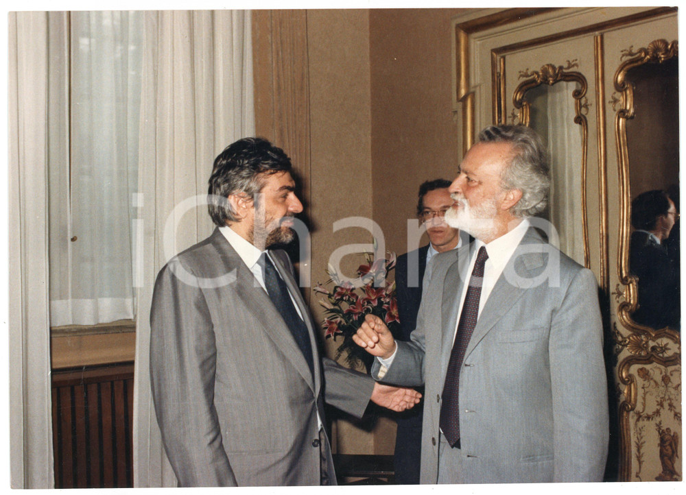 Fotografia d epoca originale 1987 DEMOCRAZIA CRISTIANA Giovanni GORIA intervistato da Eugenio SCALFARI 1 1