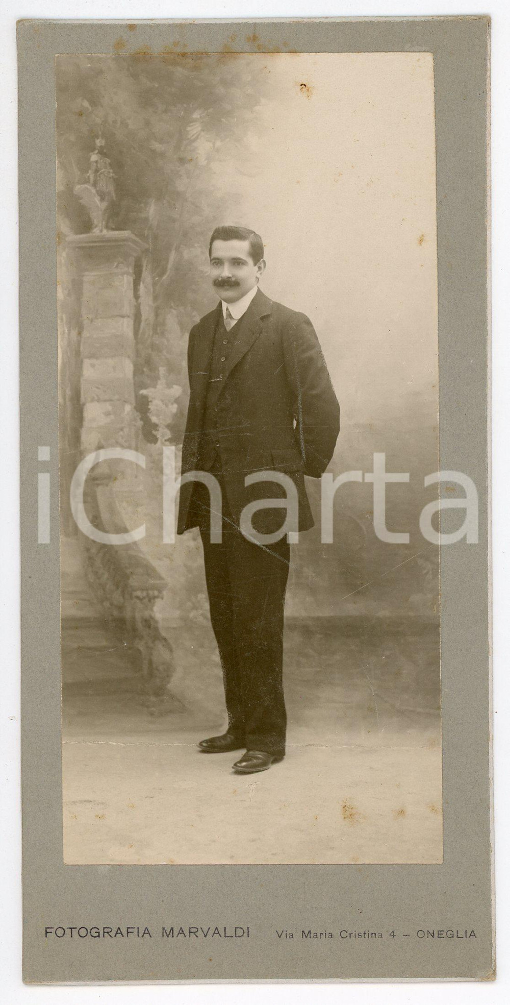 Fotografia d epoca originale 1910 ca ONEGLIA Ritratto maschile  Fotografia MARVALDI 8x18 cm 1