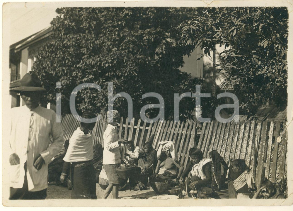 Fotografia d epoca originale 1940 ca LUANG PRABANG LAOS Mercato locale  Foto DANNEGGIATA 181x3 cm 1