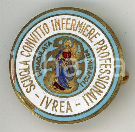 Oggetto da collezione cartaceo 1950 ca IVREA Scuola convitto infermiere professionali  Spilla I° corso 1