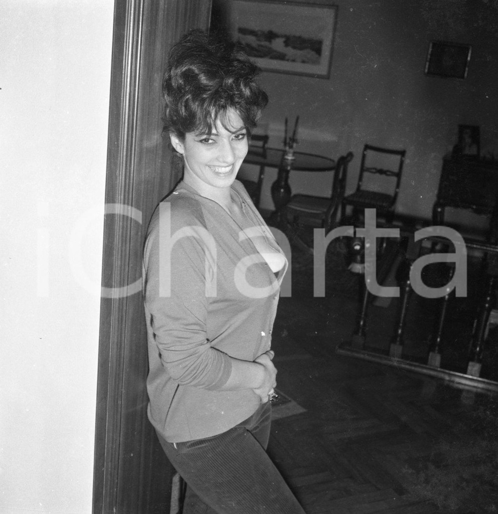 Fotografia d epoca originale 1970ca ROMA Giuseppina Josè GRECI photoshoot dell attrice NEGATIVO ORIGINALE 1 1