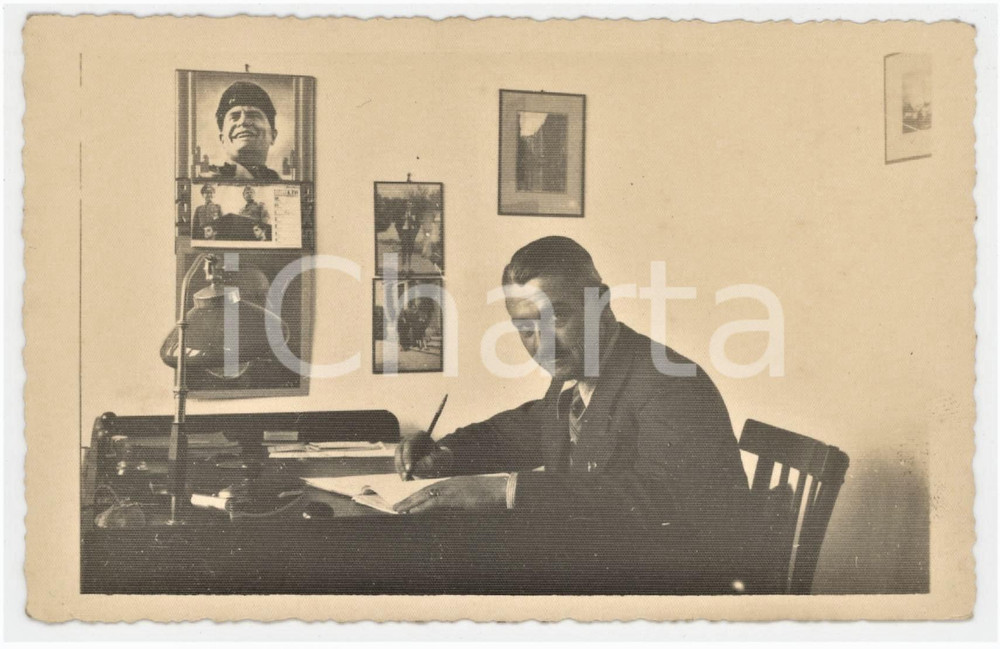 Fotografia d epoca originale 1940 ca FASCISMO Area di BERGAMO  Podestà NICOLI al lavoro Foto cartolina 1