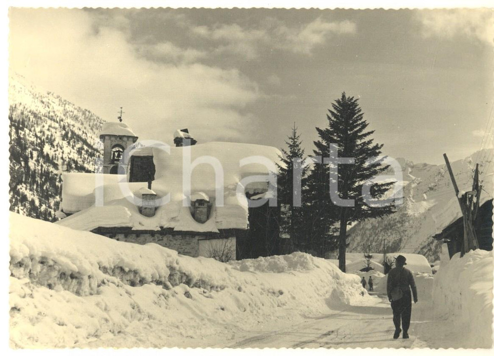 Fotografia d epoca originale 1959 Area di COURMAYEUR Chiesa sommersa dalla nevicata  Foto vintage 15x10 cm 1