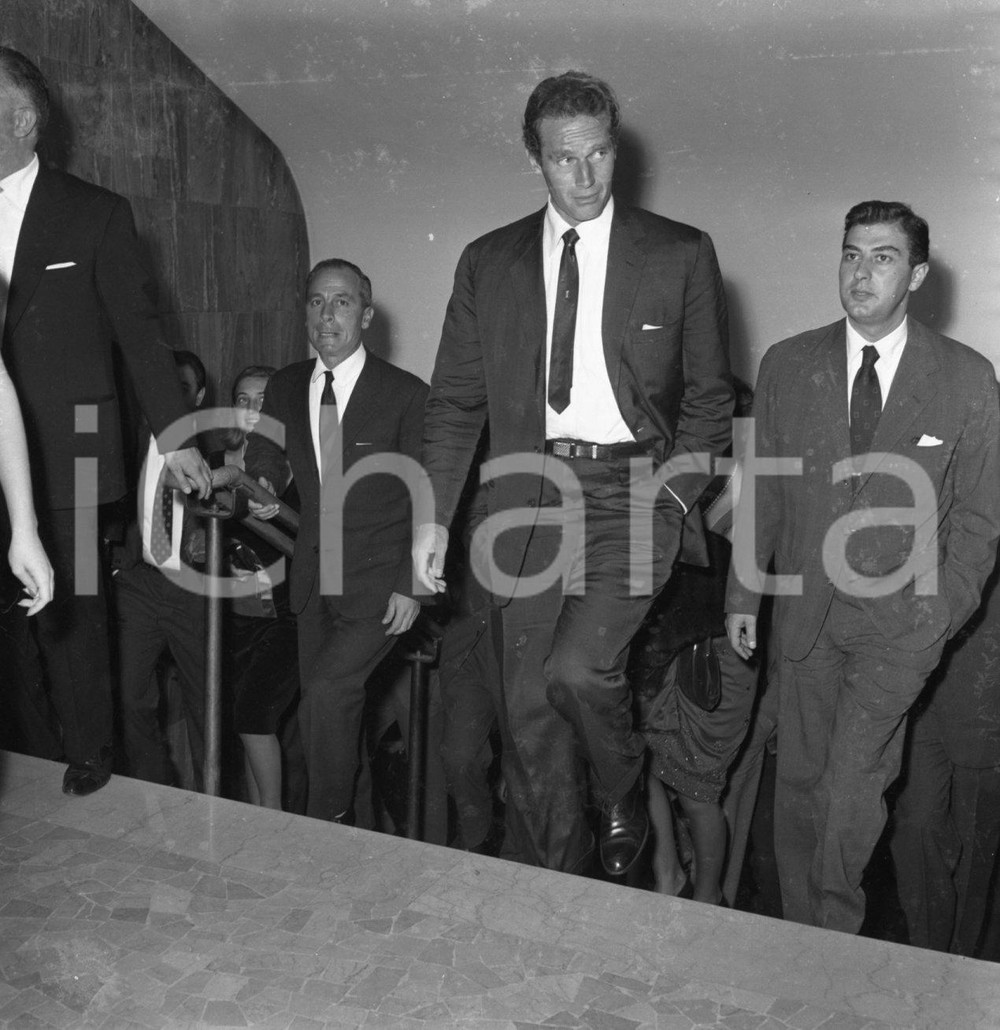 Fotografia d epoca originale 1960 ROMA Charlton HESTON presenta il film Ben Hur NEGATIVO ORIGINALE 4 1
