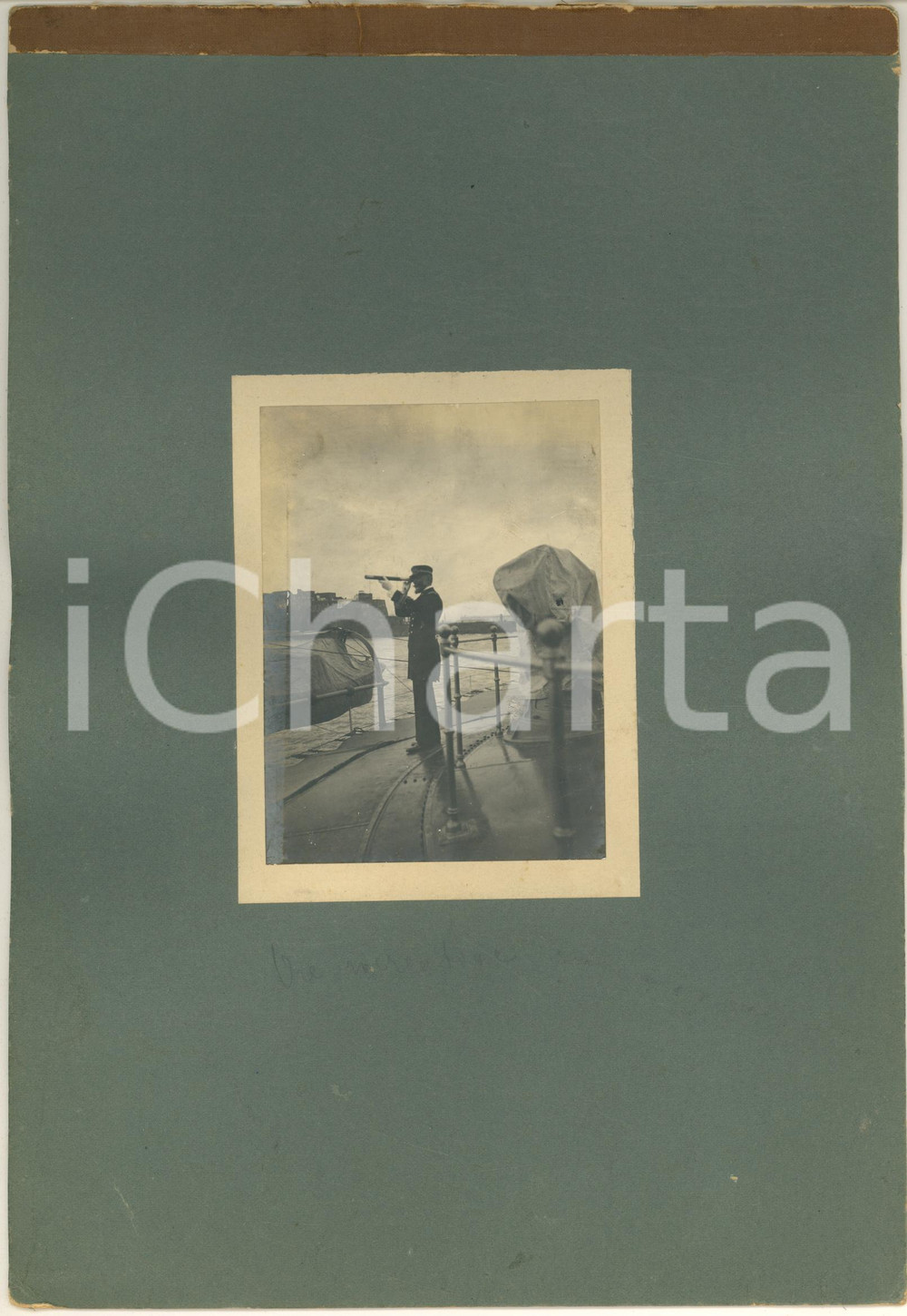 Fotografia d epoca originale 1910 ca ITALIA REGIA MARINA Ufficiale in osservazione a poppa  Foto DOPPIA 1