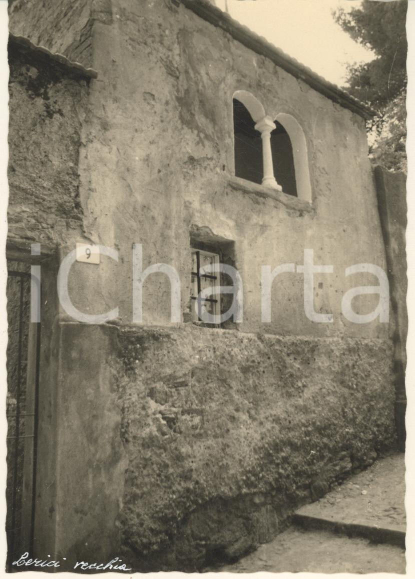 Fotografia d epoca originale 1965 ca LERICI VECCHIA Casa tradizionale con bifora Foto bozzetto cartolina 1