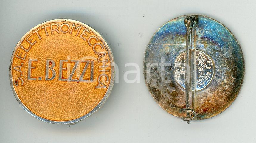 Oggetto da collezione cartaceo 1950 ca GORGONZOLA Elettromeccanica Enrico BEZZI Spilla per operai 1