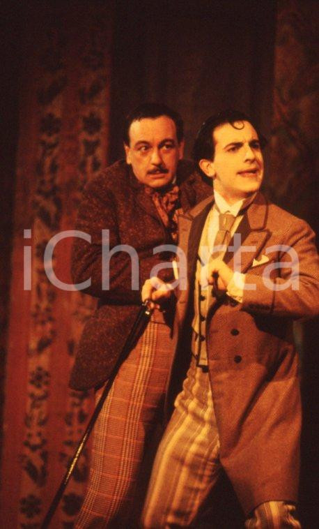 Fotografia d epoca originale 1986 TEATRO Luca DE FILIPPO in  O Scarfalietto di E. Scarpetta VINTAGE SLIDE 6 1