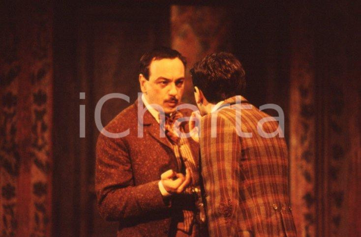 Fotografia d epoca originale 1986 TEATRO Luca DE FILIPPO in  O Scarfalietto di E. Scarpetta VINTAGE SLIDE 13 1