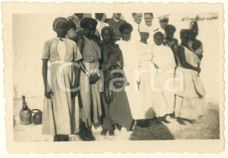 Fotografia d epoca originale 1936 AOI MOGADISCIO SOMALIA Prigioniere abissine, alcune ferite Foto 9x6 cm 1