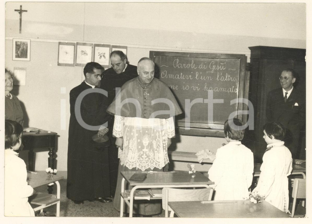 Fotografia d epoca originale 1960 ca VENEZIA Patriarca card. Giovanni URBANI visita scuola elementare Foto 1