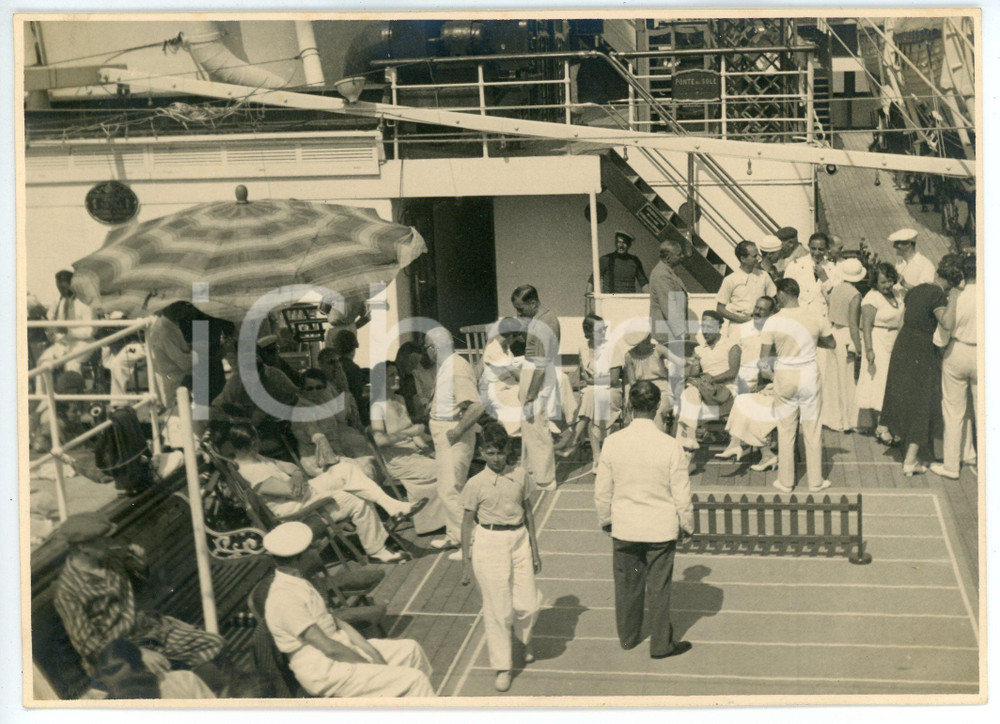 Fotografia d epoca originale 1940 ca LLOYD TRIESTINO Transatlantico  Ponte al sole  Foto 17x12 cm 1