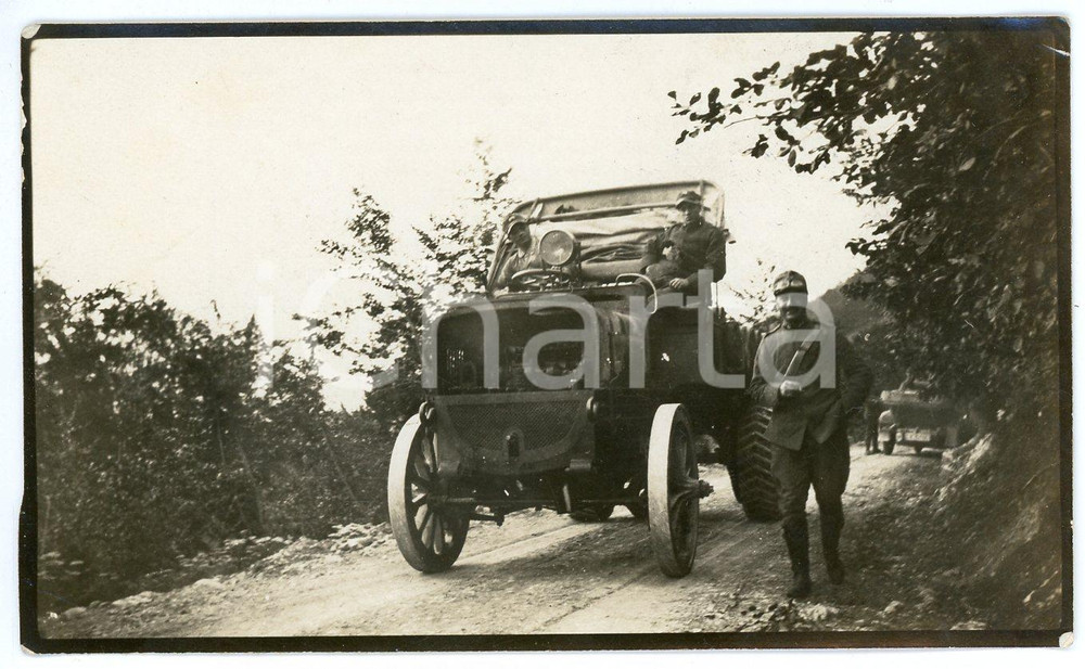 Fotografia d epoca originale 1920 ca ITALIA  REGIO ESERCITO Soldati con camionetta  Foto 11x6 cm 1