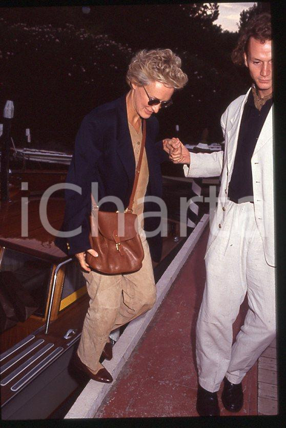 Fotografia d epoca originale 1992 VENEZIA Mostra del Cinema  Glenn CLOSE su motoscafo 35 mm vintage slide 1 1
