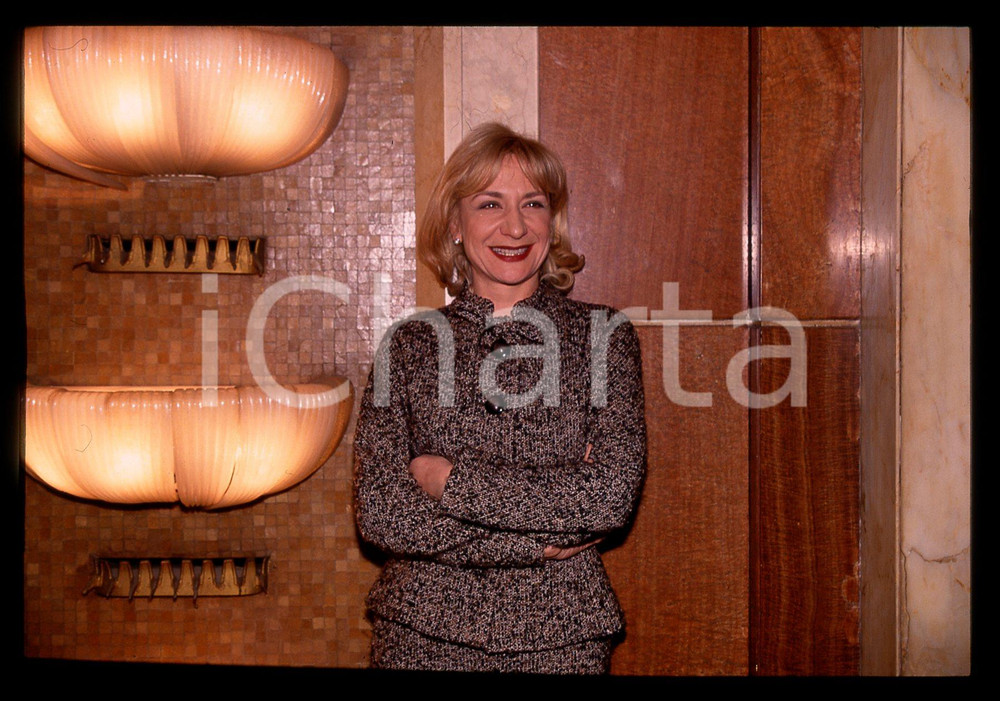 Fotografia d epoca originale 1995 ca CINEMA Monica SCATTINI Ritratto dell attrice 35mm VINTAGE SLIDE 4 1