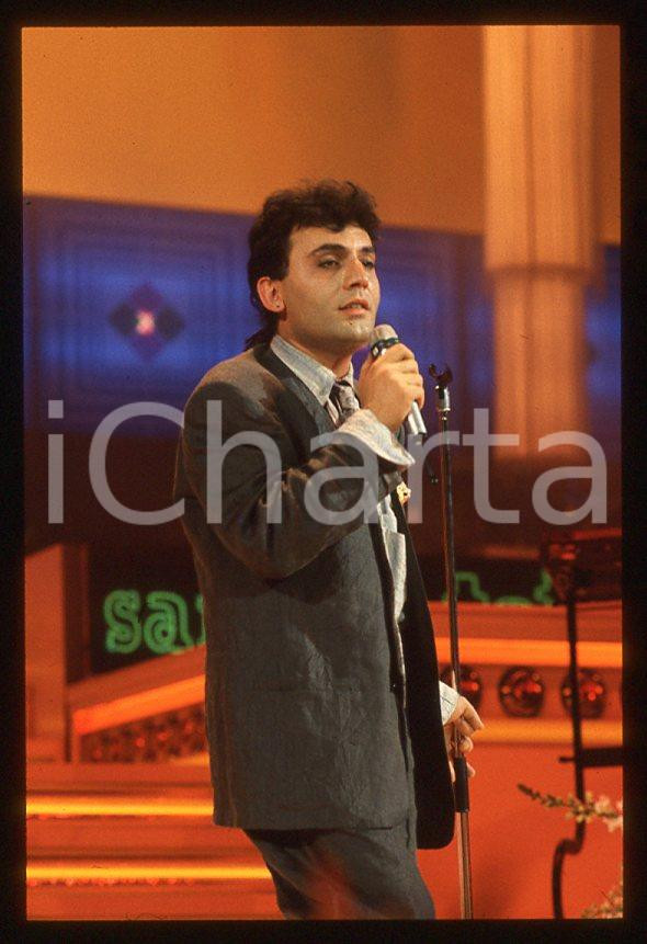 Fotografia d epoca originale 1986 FESTIVAL DI SANREMO Pino MANGO canta Lei verrà  35mm vintage slide 1