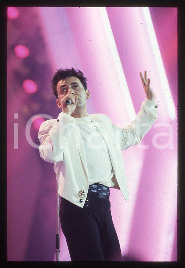 Fotografia d epoca originale 1987 FESTIVAL SANREMO Pino MANGO canta Dal cuore in poi  35mm vintage slide 1