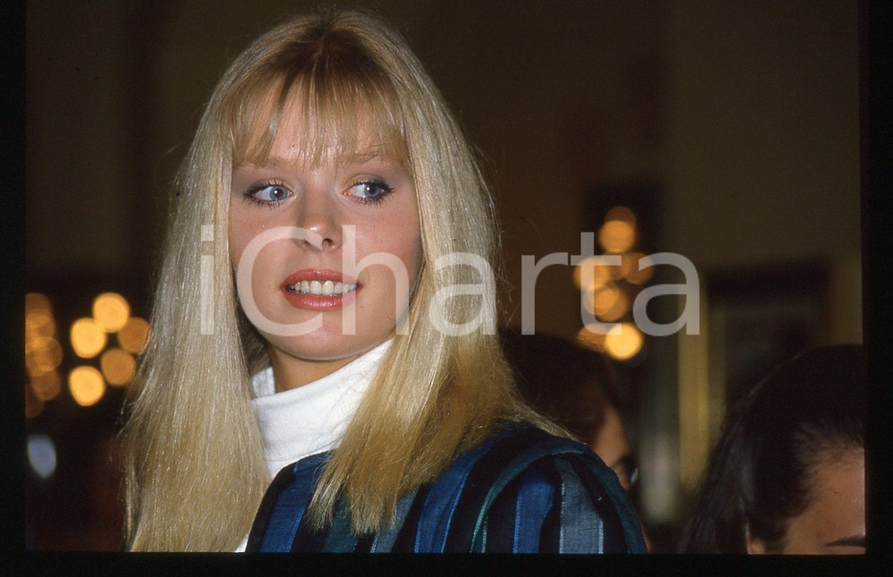 Fotografia d epoca originale 1990 ca MILANO Ulla WEIGERSTORFER Miss Mondo 1987 35mm VINTAGE SLIDE  5 1