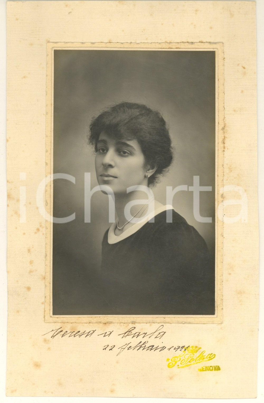 Fotografia d epoca originale 1921 GENOVA Giovane donna  Ritratto  Busto Foto F. SOLZA 11x16 cm 1