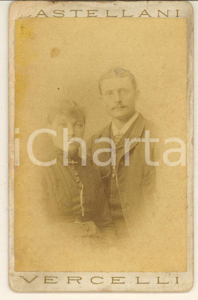 Fotografia d epoca originale 1900 ca VERCELLI Coppia di coniugi  Ritratto Foto CASTELLANI 8x12 cm 1