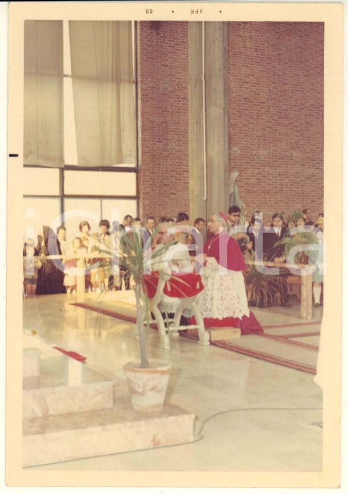 Fotografia d epoca originale 1969 PAVIA Chiesa Sant Alessandro Sauli  Mons. Antonio ANGIONI Foto 9x13 cm 1