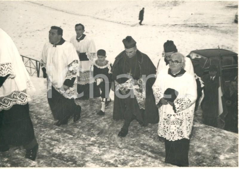 Fotografia d epoca originale 1965 ca PAVIA Sant Alessandro Sauli  Arrivo mons. Carlo ALLORIO Foto 10x7 cm 1