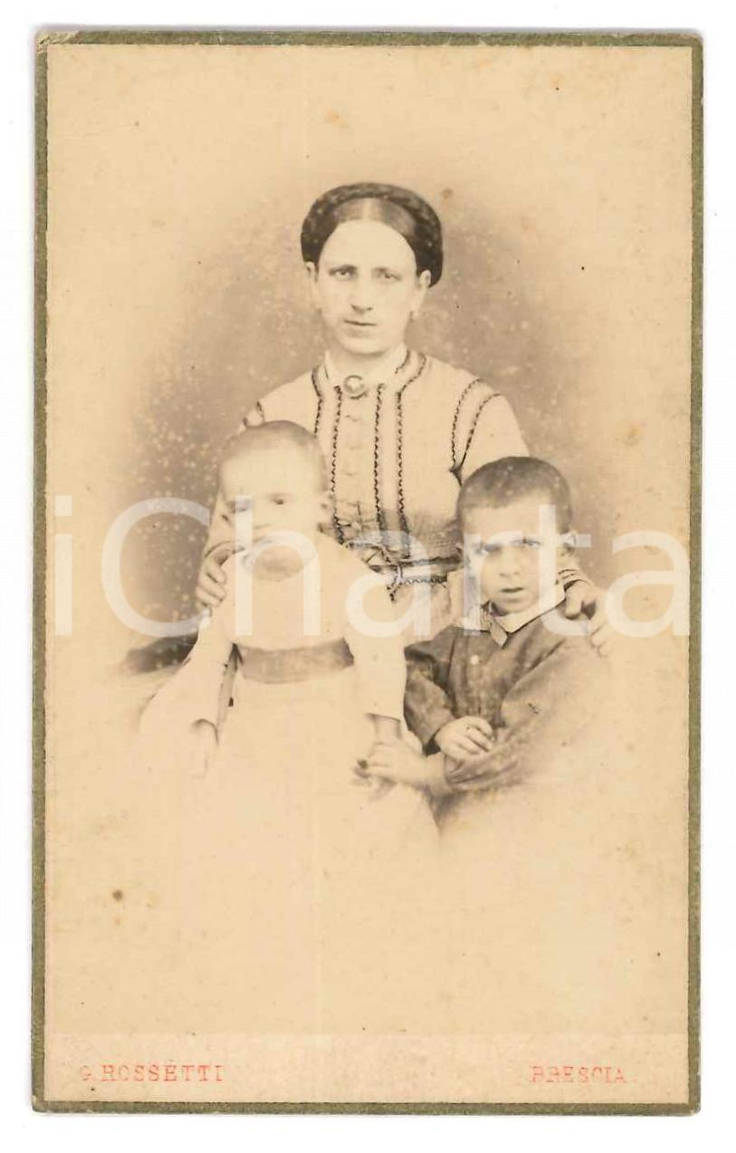 Fotografia d epoca originale 1890 ca BRESCIA Ritratto di donna con i due figli  Foto G. ROSSETTI CDV 1