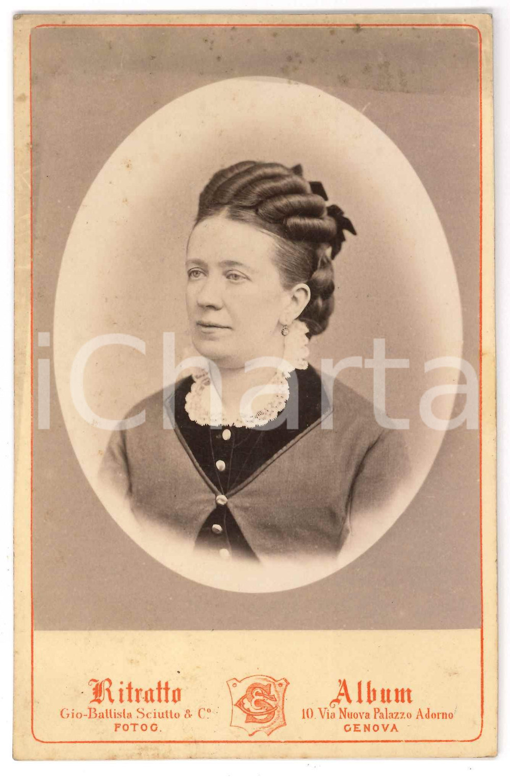 Fotografia d epoca originale 1870 ca GENOVA Donna con abito bicolore  Ritratto Foto G. B. SCIUTTO 11x16 1
