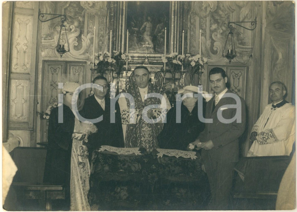 Fotografia d epoca originale 1965 ca PAVIA Chiesa S. Francesco  Mons. Carlo ALLORIO  Matrimonio Foto 1