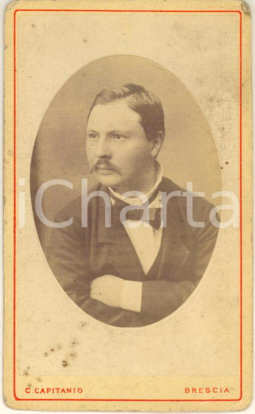 Fotografia d epoca originale 1890 ca BRESCIA Ritratto di giovane uomo  Foto CAPITANIO CDV 1