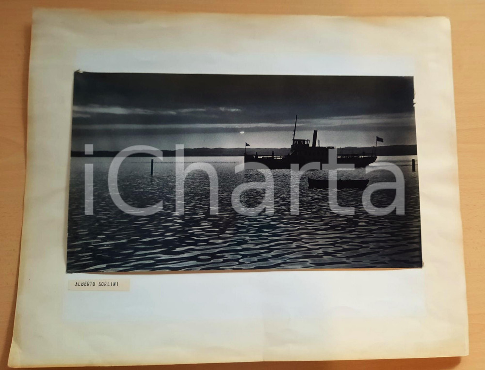 Fotografia d epoca originale 1980 ca LAGO D ISEO La Capitanio 1926 in navigazione Foto Alberto SORLINI 50x40 1