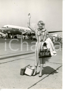 1956 ROMA CIAMPINO Etchika CHOUREAU all'arrivo in aeroporto *Foto 13x18 cm