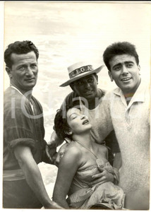 1959 VENEZIA Mostra del Cinema - Piera ALLEGRO salvata da un finto annegamento