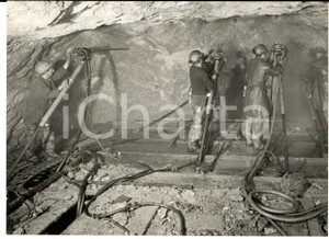 1962 MONTE BIANCO Perforatrici LEONE alla metà del versante italiano - Foto