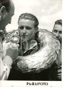 1954 STOCCARDA - MOTOMONDIALE Classe 125 - Il vincitore Rupert HOLLAUS *Foto