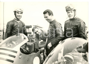 1955 ca MODENA - AGUSTA Carlo UBBIALI - Remo VENTURI - Luigi TAVERI *Foto 18x13