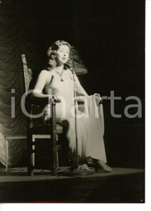1958 GENOVA Marisa DEL FRATE a teatro dopo l'infortunio *Fotografia 13x18 cm