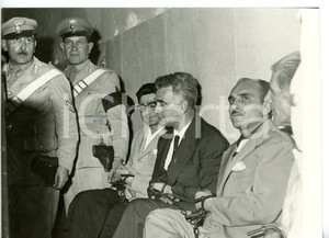 1958 NAPOLI Luigi COSENZA in arresto dopo protesta ponte aereo USA-MEDIO ORIENTE