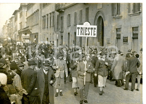 1957 FIRENZE Raduno nazionale degli Alpini - Sfilata nel centro storico *Foto