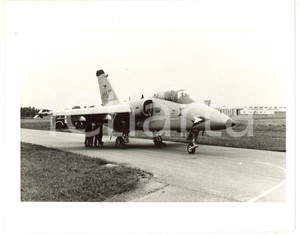 1985 ca AERONAUTICA MILITARE ITALIANA Aereo AMX sulla pista di decollo *Foto
