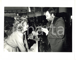 1987 RIMINI - 44° Congresso PSI - Sandra MILO scherza con Ottaviano DEL TURCO