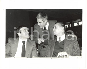 1985 ca ROMA Antonio PIZZINATO - Franco MARINI - Giorgio BENVENUTO Foto 25x20 Fotografia di agenzia. CONDIZIONI: FAIR (lievi difetti di stampa)FORMATO: 25x20 cm     originale e autentica 1