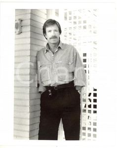 1985 ca CINEMA Ritratto dell'attore Chuck NORRIS *Foto VINTAGE 20x25 cm