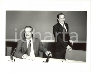 1988 MILANO CENTROMARCA Cesare ROMITI e Silvio BERLUSCONI durante conferenza (1)