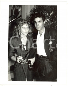 1988 CINEMA "Se lo scopre Gargiulo" - Giuliana DE SIO con il marito alla prima