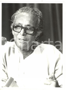 1990 ca CINEMA Ritratto del regista Mrinal SEN *Foto VINTAGE 18x24 cm