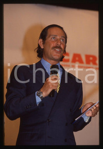 Fotografia d epoca originale 35mm vintage slide 1992 Milano ALBERTO CASTAGNA ad evento Cariplo 6 1
