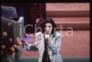 Fotografia d epoca originale 35mm vintage slide1994 Festival SANREMO Laura PAUSINI canta  Strani Amori 7 1